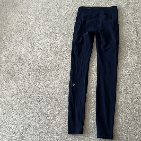 navy blue lululemon leggings - Picture 4 of 6